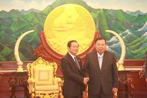 Lao Party leader and President receives Vietnam’s NA Vice Chairman - ảnh 1